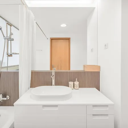 Exclusive Penthouse T2t3 L Private Roof Διαμέρισμα *